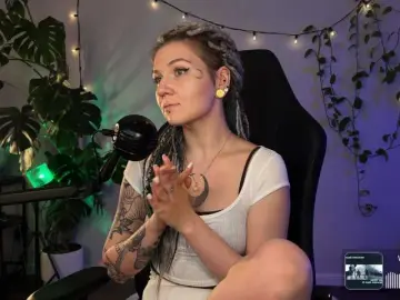 BySOVA  live sex cam