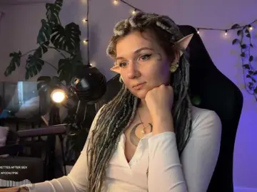 BySOVA  live sex cam
