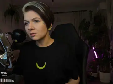 BySOVA  live sex cam