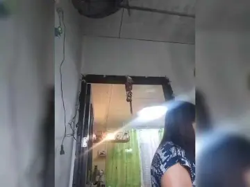 Pinaymaniac69  live sex cam