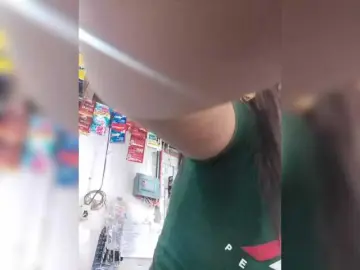 Pinaymaniac69  live sex cam