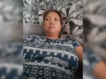 Pinaymaniac69  live sex cam