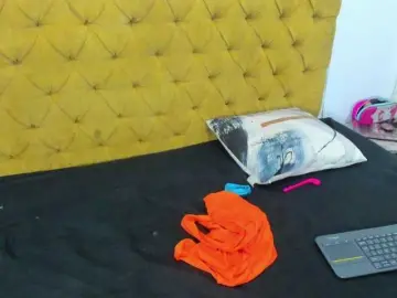 Daniela-Spencerr  live sex cam
