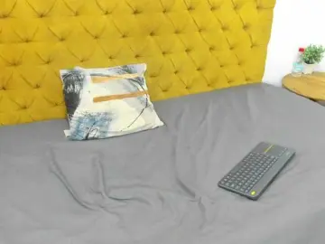 Daniela-Spencerr  live sex cam