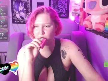 DolliRosee  live sex cam
