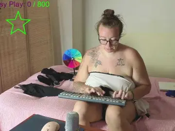 JadeStarUK  live sex cam