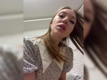 Pepetka22  live sex cam
