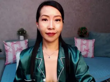 Sarahsexygirl  live sex cam