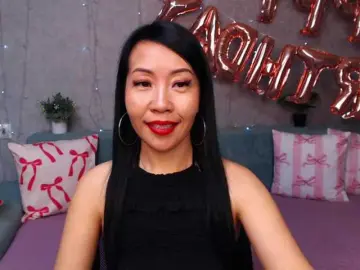 Sarahsexygirl  live sex cam