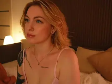 TouchMyAss  live sex cam