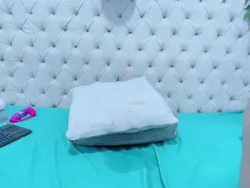 Anggie-Miller  live sex cam
