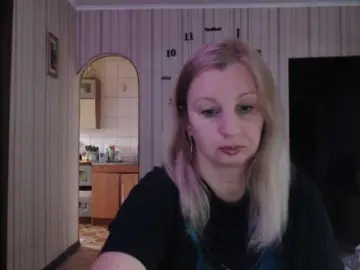 BustyBlondy  live sex cam