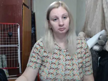 BustyBlondy  live sex cam