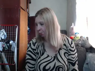 BustyBlondy  live sex cam