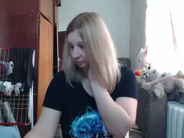 BustyBlondy  live sex cam