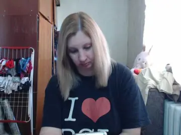 BustyBlondy  live sex cam