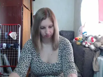BustyBlondy  live sex cam