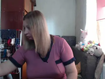 BustyBlondy  live sex cam