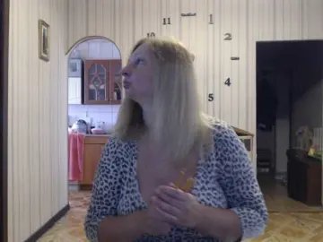 BustyBlondy  live sex cam