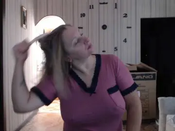 BustyBlondy  live sex cam