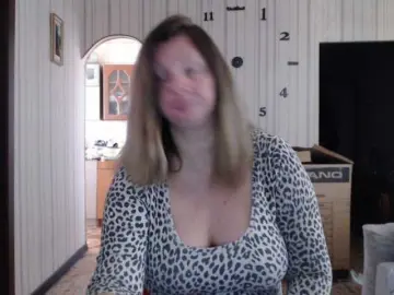 BustyBlondy  live sex cam