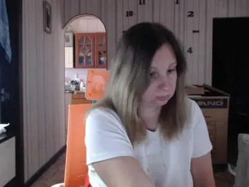 BustyBlondy  live sex cam