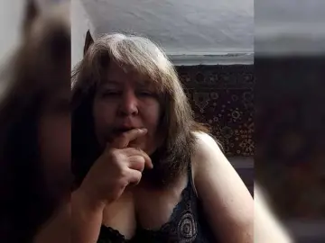 Iyolik1979  live sex cam