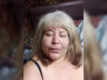Iyolik1979  live sex cam