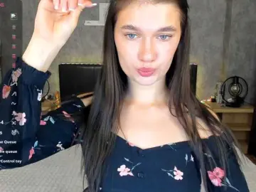 NikaTechnoo  live sex cam