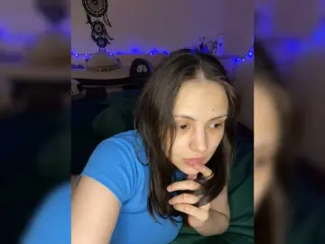 SilverSaya  live sex cam