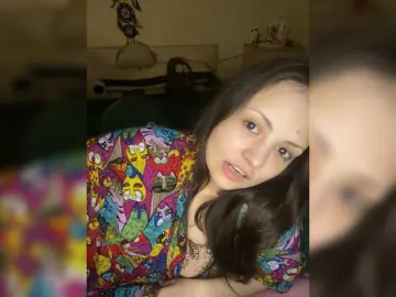 SilverSaya  live sex cam