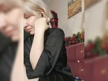 Tikoffka  live sex cam