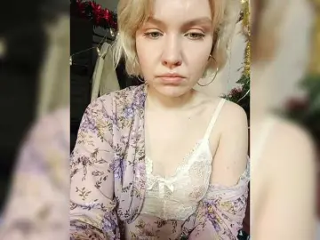 Tikoffka  live sex cam