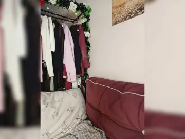 Tikoffka  live sex cam