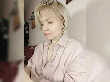 Tikoffka  live sex cam