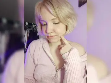 Tikoffka  live sex cam