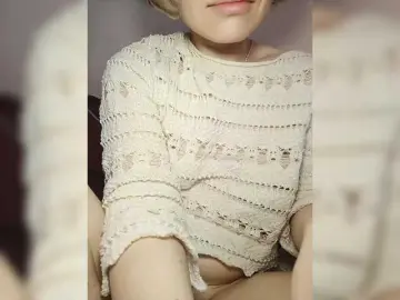 Tikoffka  live sex cam