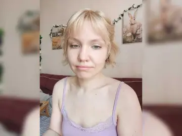 Tikoffka  live sex cam