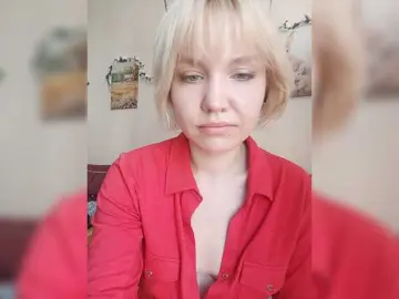 Tikoffka  live sex cam