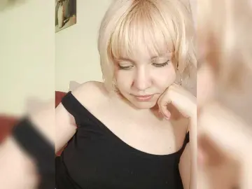 Tikoffka  live sex cam