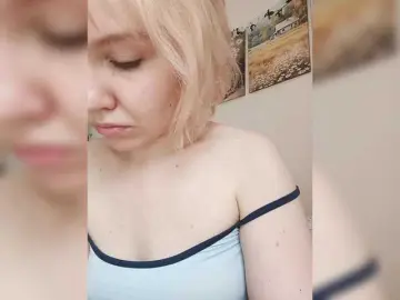 Tikoffka  live sex cam