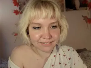 Tikoffka  live sex cam
