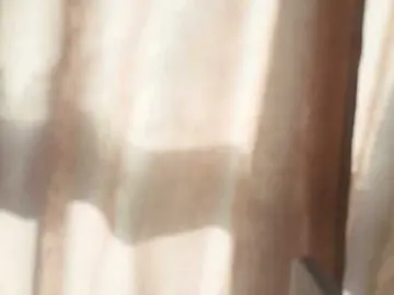 Tikoffka  live sex cam