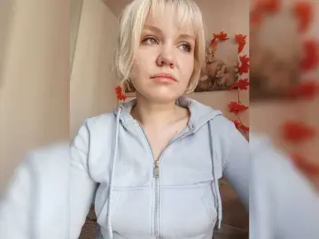 Tikoffka  live sex cam