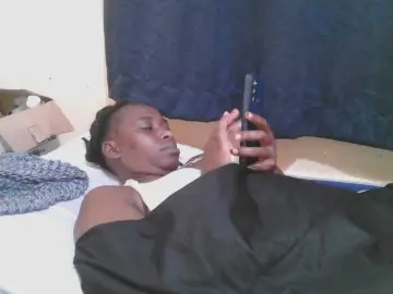 Naughty-slender  live sex cam