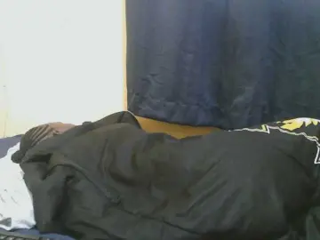 Naughty-slender  live sex cam