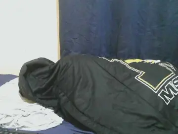 Naughty-slender  live sex cam