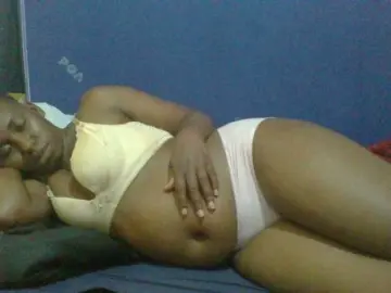 Naughty-slender  live sex cam