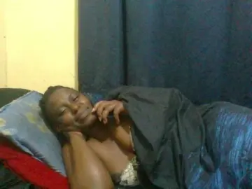 Naughty-slender  live sex cam