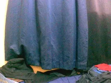 Naughty-slender  live sex cam